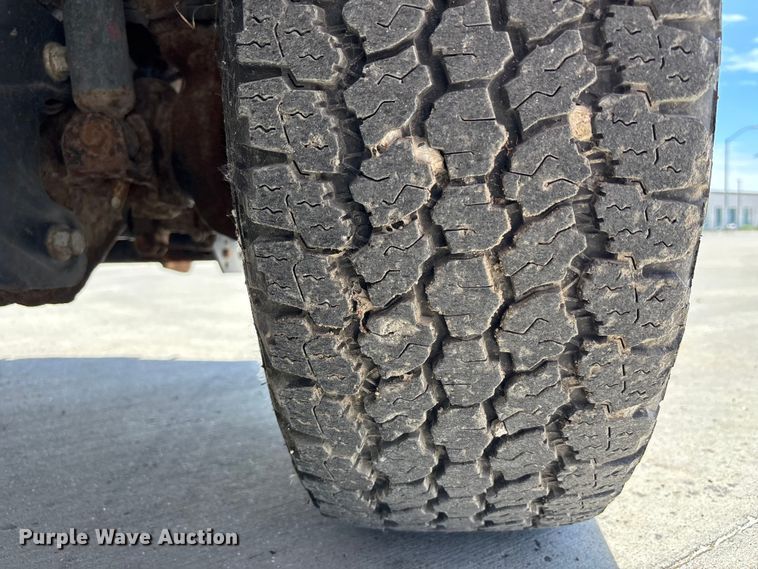 image for item FN5648 2012 Ford F350 Ext. Cab pickup truck