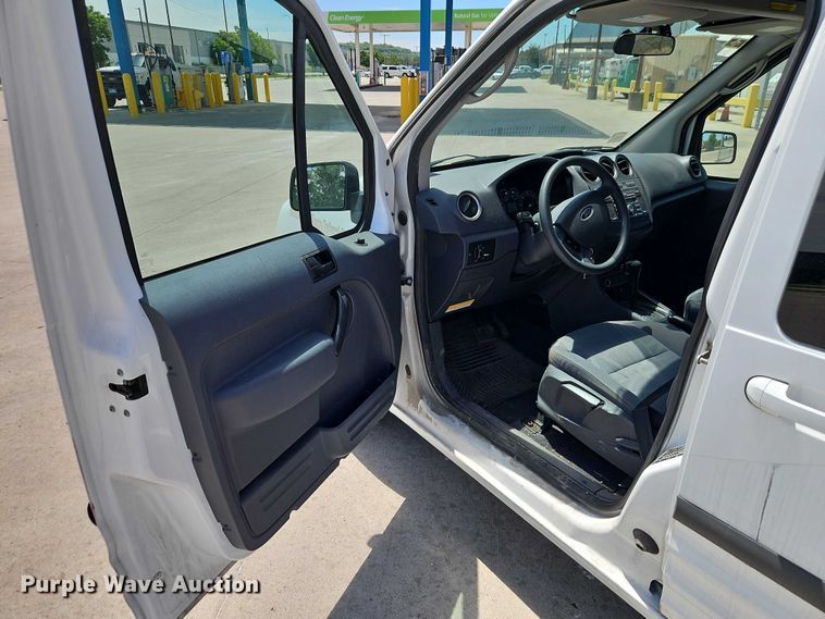 image for item FN5650 2011 Ford Transit Connect XLT van