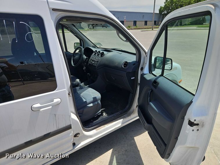 image for item FN5650 2011 Ford Transit Connect XLT van