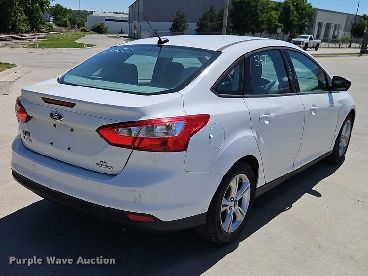 image for item FN5652 2014 Ford Focus SE Passenger vehicle