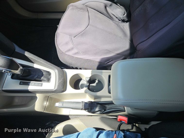 image for item FN5652 2014 Ford Focus SE Passenger vehicle