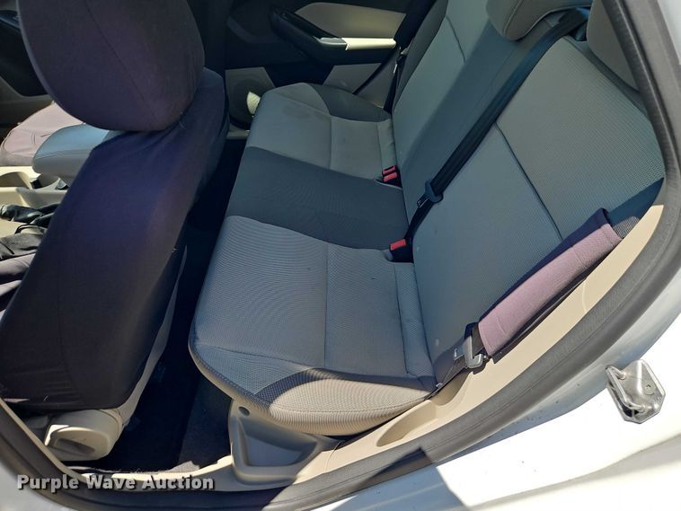image for item FN5652 2014 Ford Focus SE Passenger vehicle