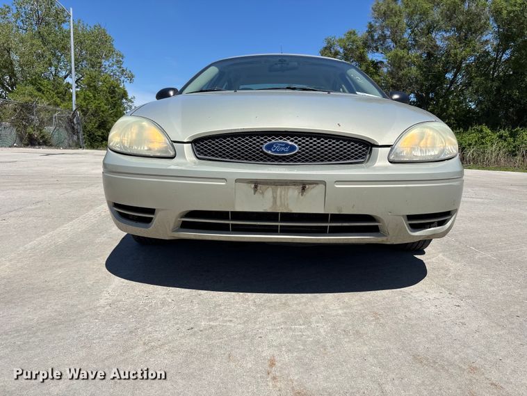 image for item FN5654 2007 Ford Taurus SE 