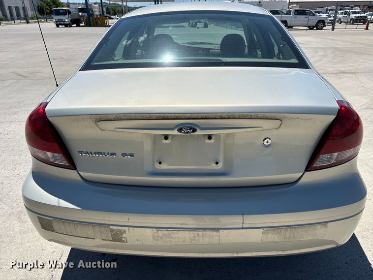 image for item FN5654 2007 Ford Taurus SE 