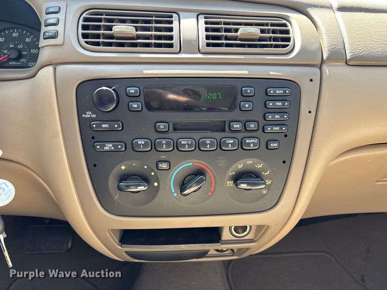 image for item FN5654 2007 Ford Taurus SE 