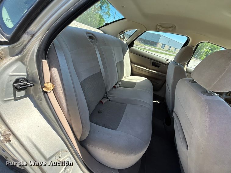 image for item FN5654 2007 Ford Taurus SE 