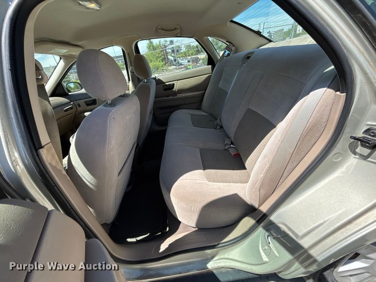 image for item FN5654 2007 Ford Taurus SE 
