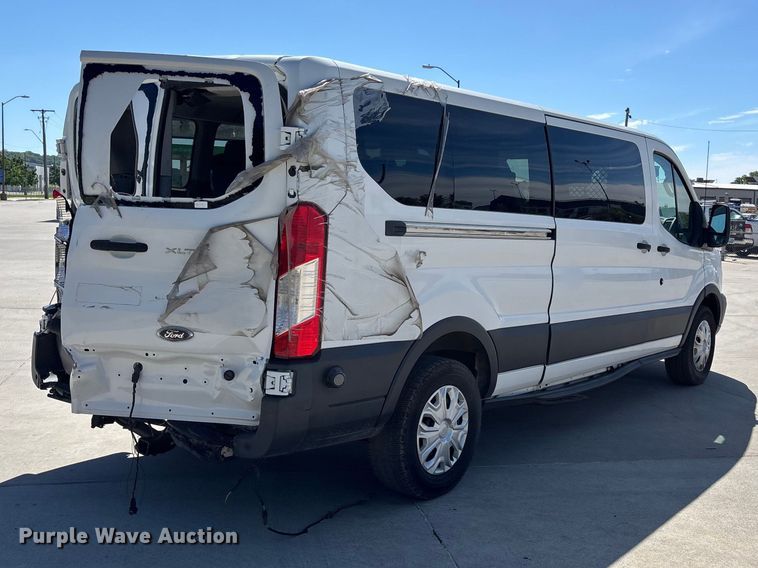 image for item FN5655 2016 Ford Transit 350 van