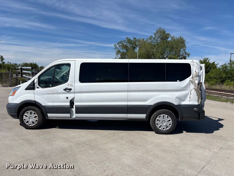 image for item FN5655 2016 Ford Transit 350 van