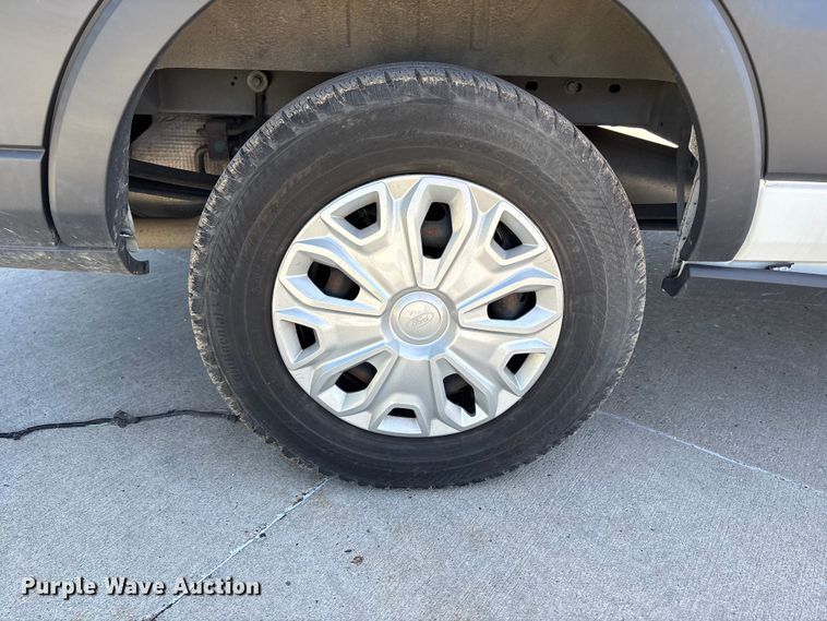 image for item FN5655 2016 Ford Transit 350 van
