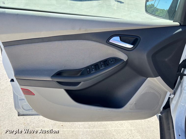 image for item FN5656 2014 Ford Focus SE 