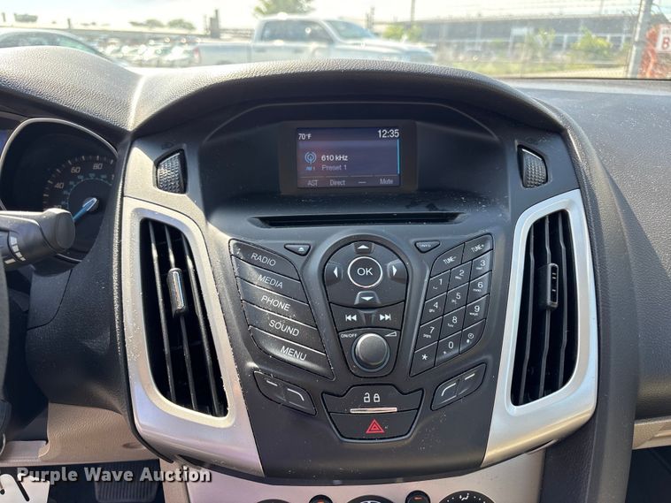 image for item FN5656 2014 Ford Focus SE 