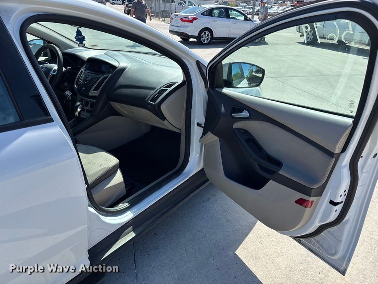 image for item FN5656 2014 Ford Focus SE 