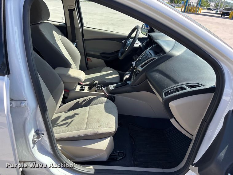 image for item FN5656 2014 Ford Focus SE 