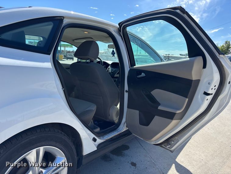 image for item FN5656 2014 Ford Focus SE 
