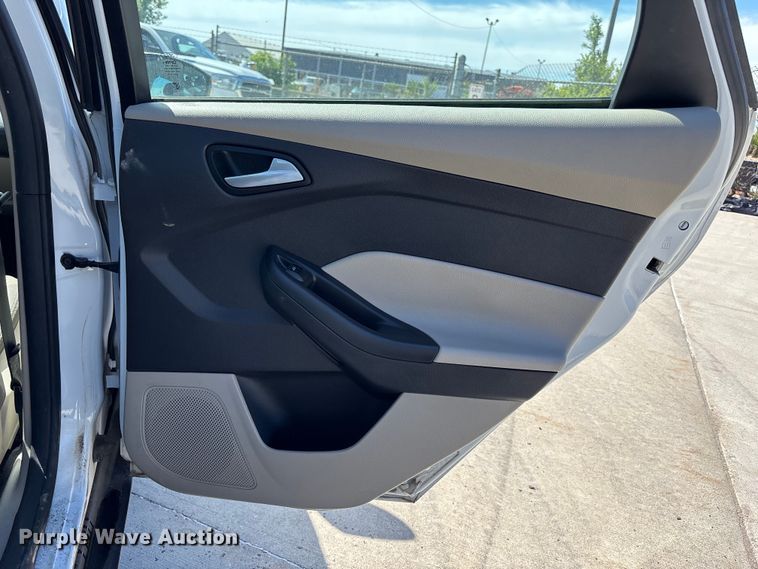 image for item FN5656 2014 Ford Focus SE 