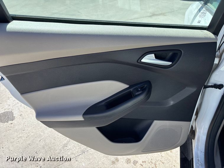 image for item FN5656 2014 Ford Focus SE 