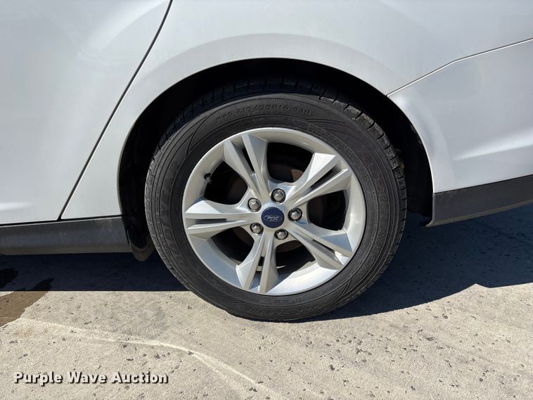 image for item FN5656 2014 Ford Focus SE 