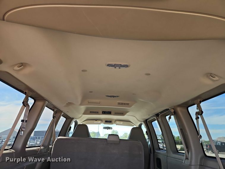 image for item FN5658 2008 Chevrolet Express 2500 van