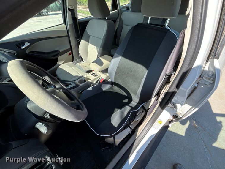 image for item FN5660 2014 Ford Focus SE 