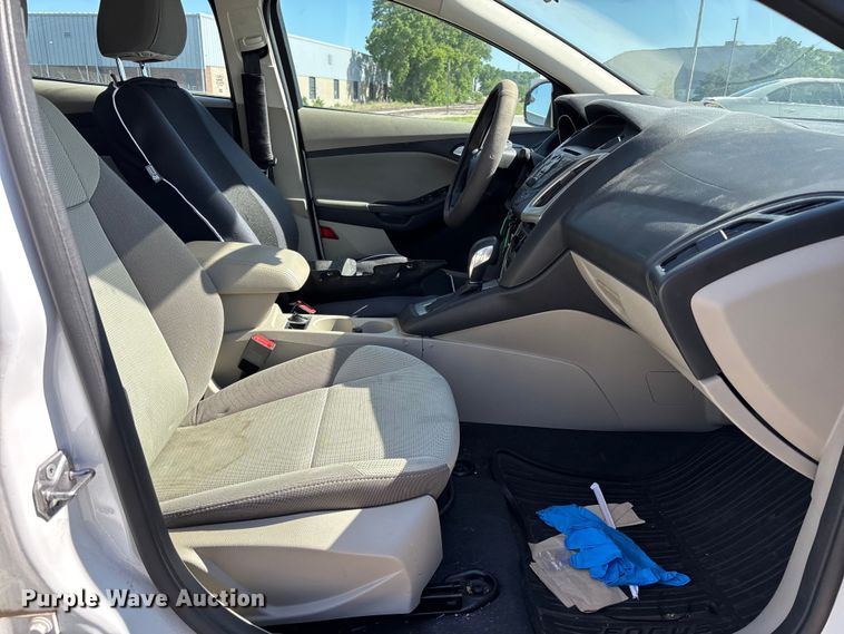 image for item FN5660 2014 Ford Focus SE 