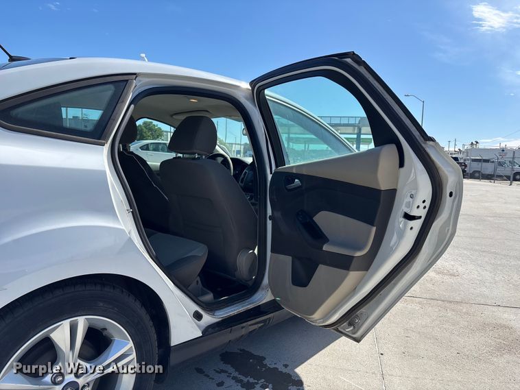 image for item FN5660 2014 Ford Focus SE 