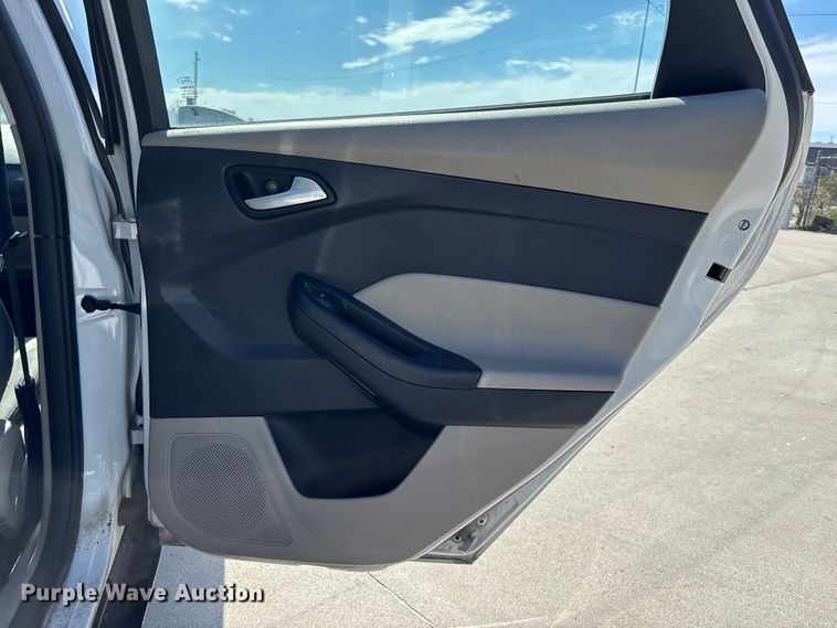 image for item FN5660 2014 Ford Focus SE 