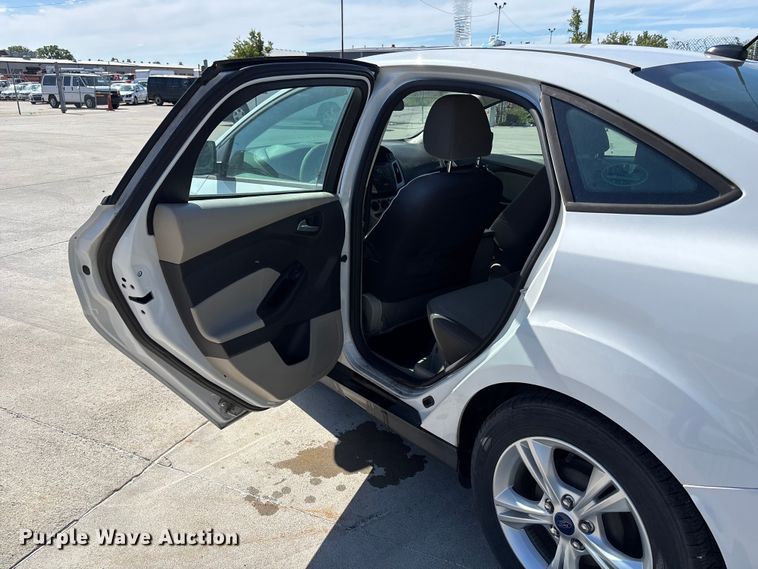 image for item FN5660 2014 Ford Focus SE 