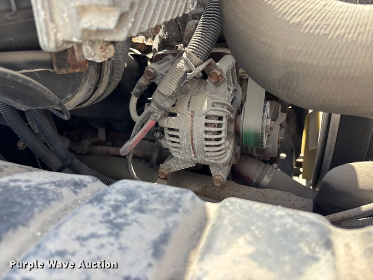 image for item FN5663 2013 International 4300M7 fuel / lube truck