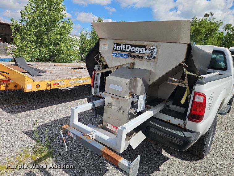 image for item FN5664 2015 Ford F-350 pickup truck