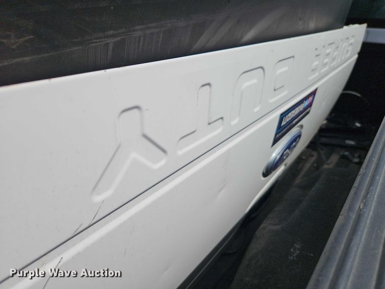 image for item FN5664 2015 Ford F-350 pickup truck
