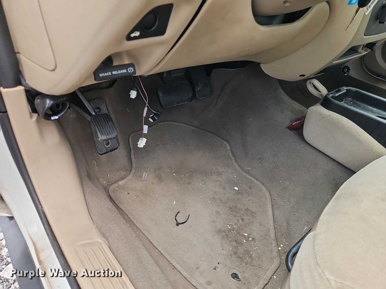 image for item FN5665 2007 Ford Taurus Passenger vehicle
