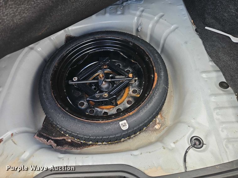 image for item FN5665 2007 Ford Taurus Passenger vehicle