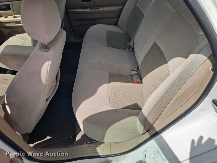 image for item FN5665 2007 Ford Taurus Passenger vehicle