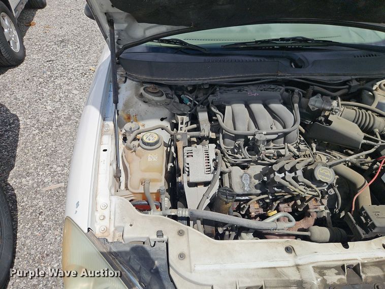 image for item FN5665 2007 Ford Taurus Passenger vehicle