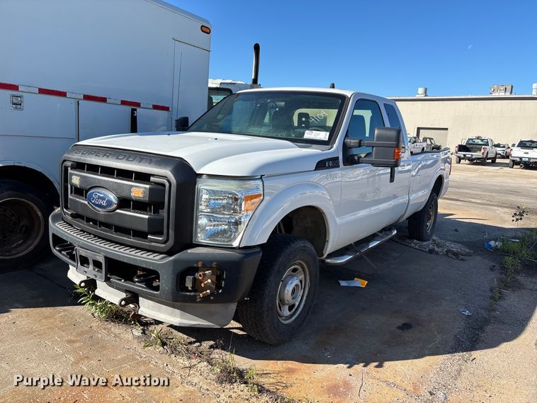 image for item FN5666 2012 Ford F350 Super Duty Ext. Cab pickup truck