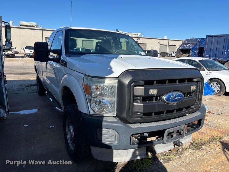 image for item FN5666 2012 Ford F350 Super Duty Ext. Cab pickup truck