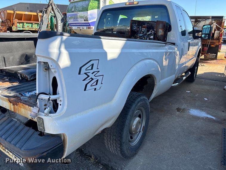 image for item FN5666 2012 Ford F350 Super Duty Ext. Cab pickup truck