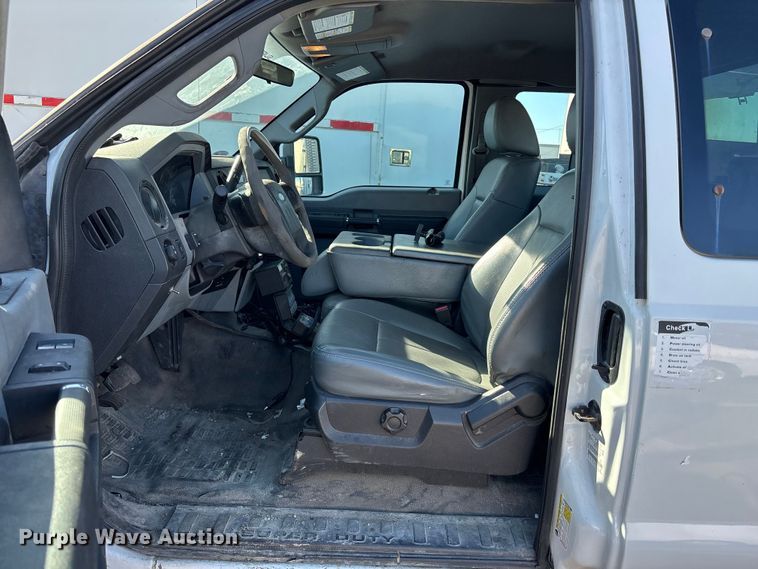 image for item FN5666 2012 Ford F350 Super Duty Ext. Cab pickup truck