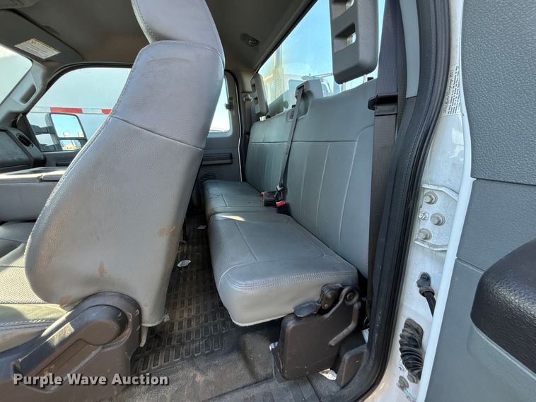 image for item FN5666 2012 Ford F350 Super Duty Ext. Cab pickup truck