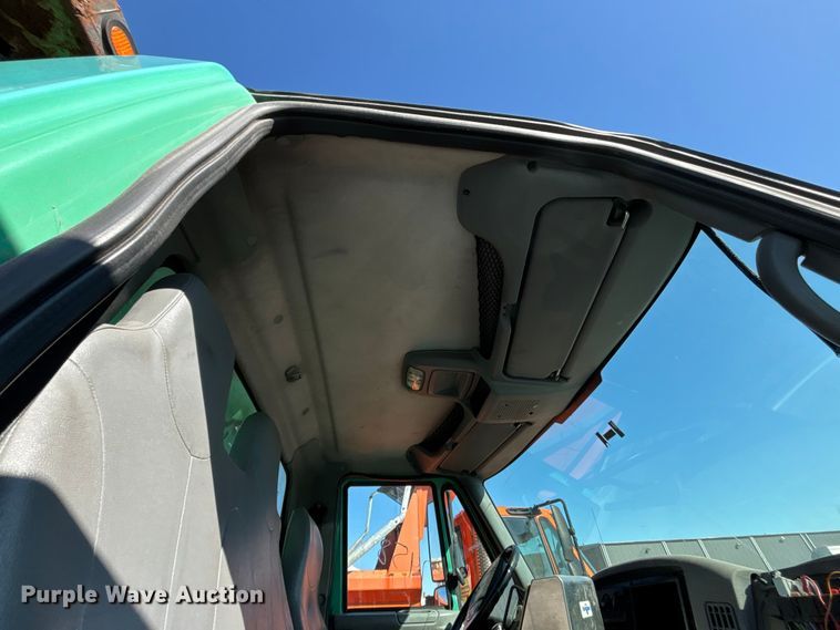image for item FN5667 2007 International 7400 dump truck
