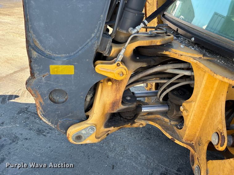 image for item FN5669 2014 John Deere 410K backhoe