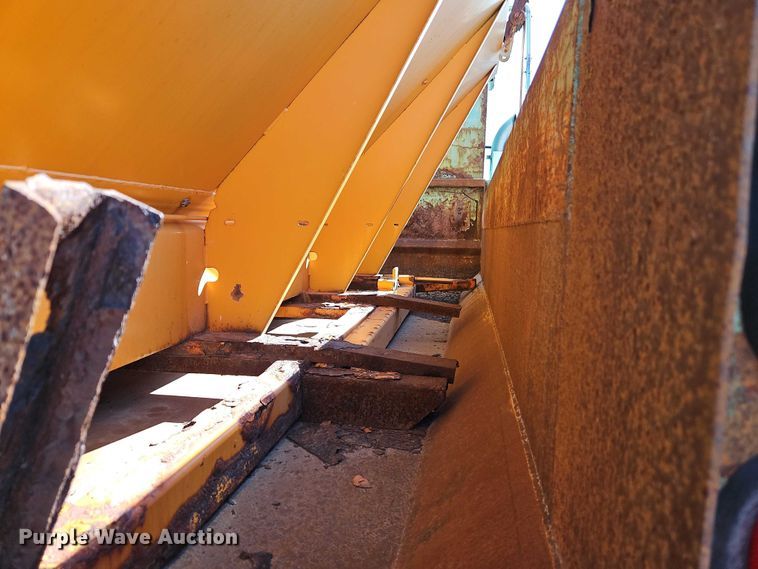 image for item FN5670 2009 International 7400 dump truck
