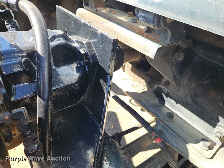 image for item FN5670 2009 International 7400 dump truck
