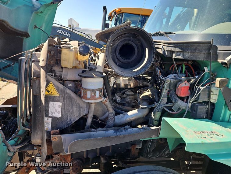 image for item FN5670 2009 International 7400 dump truck