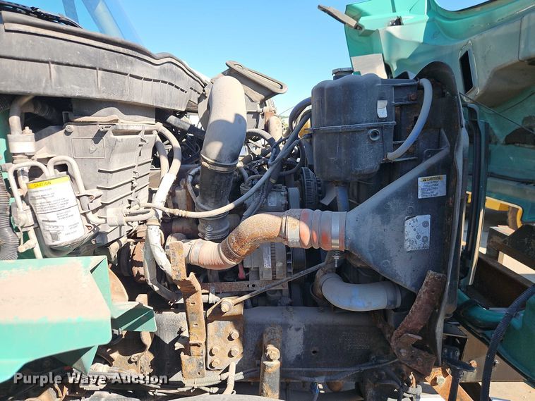 image for item FN5670 2009 International 7400 dump truck