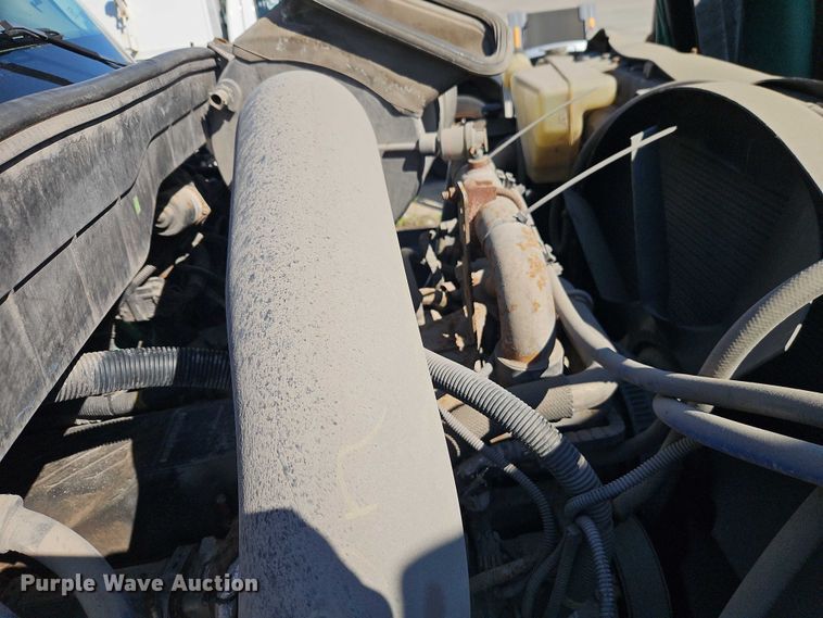 image for item FN5670 2009 International 7400 dump truck