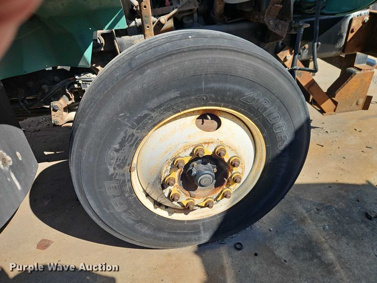 image for item FN5670 2009 International 7400 dump truck