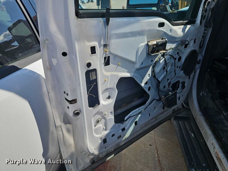 image for item FN5671 2015 Ford F550 Super Duty utility / service truck