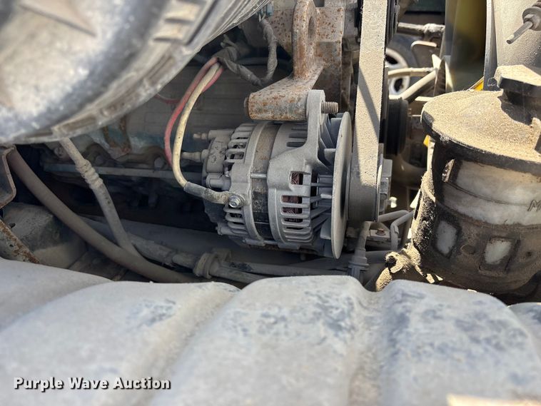 image for item FN5673 2003 International 4200 utility / service truck